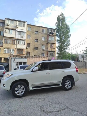 Toyota Land Cruiser Prado 2011, 240,000 km - 2.7 l - Bakı