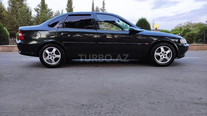 Opel Vectra 1998, 320,430 km - 2.0 l - Horadiz