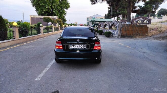 Opel Vectra 1998, 320,430 km - 2.0 l - Horadiz
