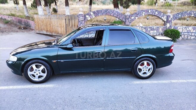Opel Vectra 1998, 320,430 km - 2.0 l - Horadiz