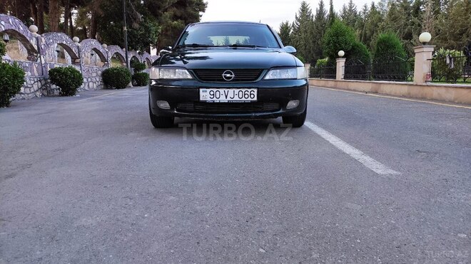 Opel Vectra 1998, 320,430 km - 2.0 l - Horadiz