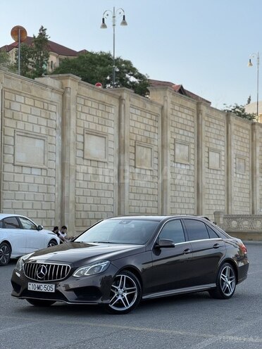 Mercedes E 200 2013, 285,000 km - 2.0 l - Bakı