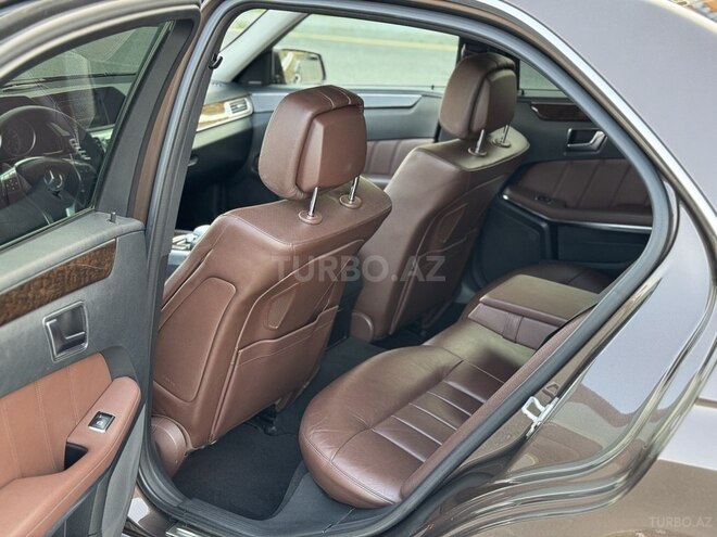 Mercedes E 200 2013, 285,000 km - 2.0 l - Bakı