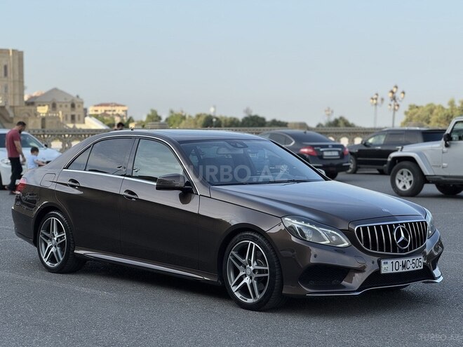 Mercedes E 200 2013, 285,000 km - 2.0 l - Bakı