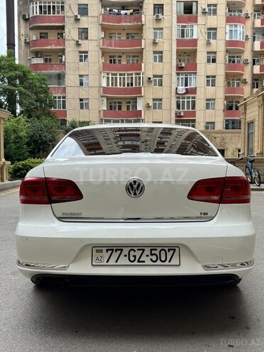 Volkswagen Passat 2013, 193,000 km - 1.8 l - Bakı