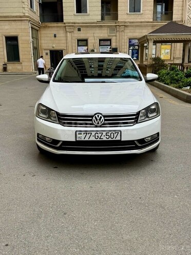 Volkswagen Passat 2013, 193,000 km - 1.8 l - Bakı