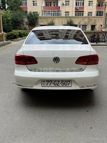 Volkswagen Passat 2013, 193,000 km - 1.8 l - Bakı