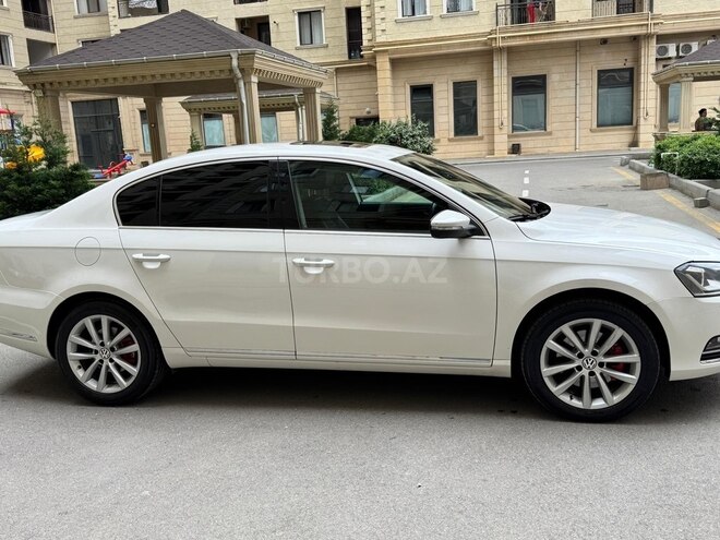 Volkswagen Passat 2013, 193,000 km - 1.8 l - Bakı