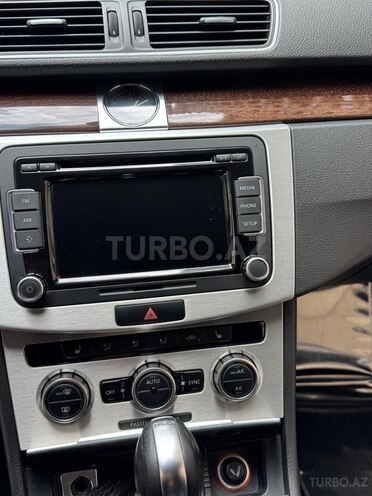 Volkswagen Passat 2013, 193,000 km - 1.8 l - Bakı
