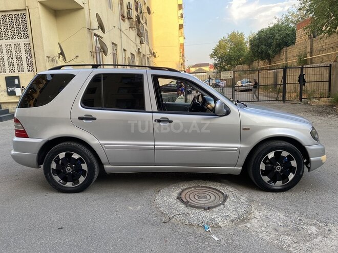Mercedes ML 320 4MATIC 2001, 378,000 km - 3.2 l - Bakı