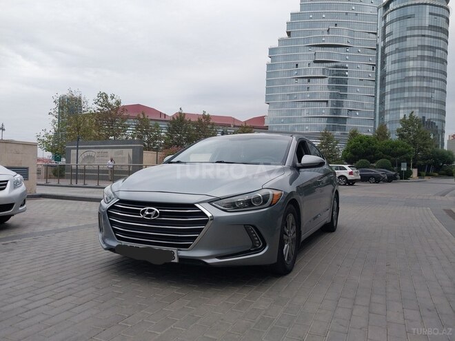 Hyundai Elantra 2017, 135,000 km - 2.0 л - Bakı