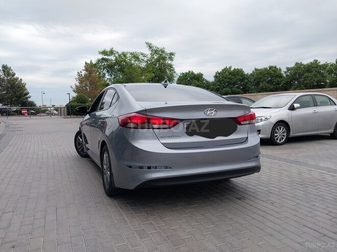 Hyundai Elantra 2017, 135,000 km - 2.0 л - Bakı