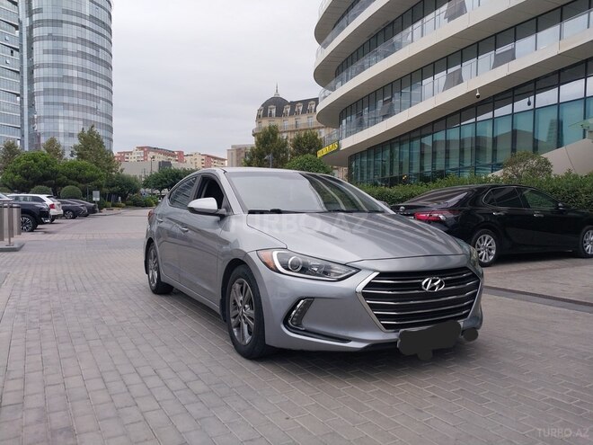 Hyundai Elantra 2017, 135,000 km - 2.0 л - Bakı