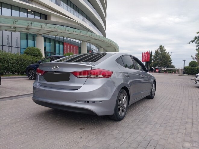 Hyundai Elantra 2017, 135,000 km - 2.0 л - Bakı