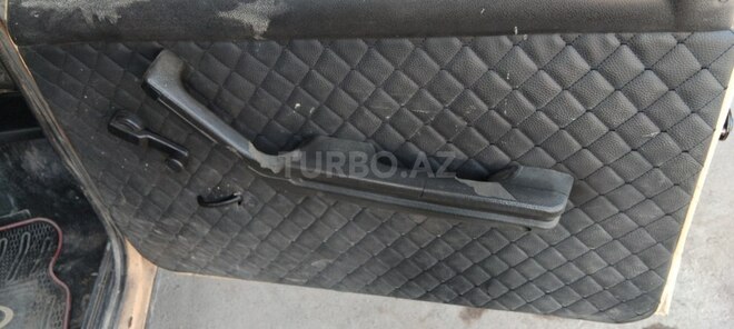 LADA (VAZ) 2106 1986, 59,000 km - 1.3 l - Quba