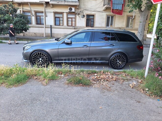 Mercedes E 220 d 2016, 207,000 km - 2.2 л - Gəncə