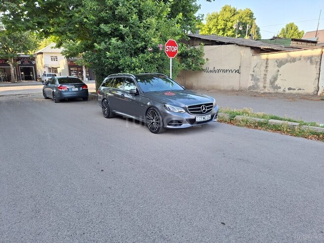 Mercedes E 220 d 2016, 207,000 km - 2.2 л - Gəncə