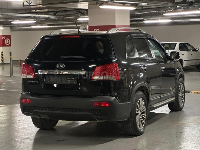 Kia Sorento 2011, 332,000 km - 2.4 l - Sumqayıt