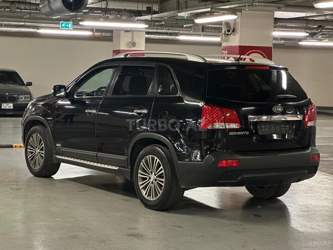 Kia Sorento 2011, 332,000 km - 2.4 l - Sumqayıt
