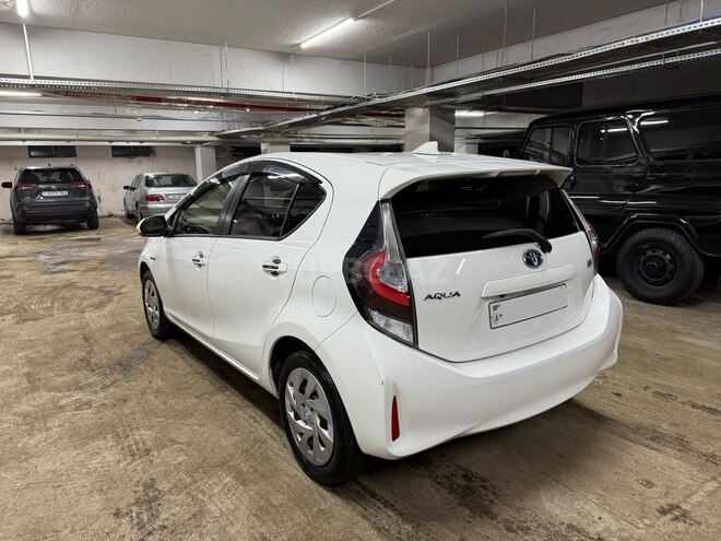 Toyota Aqua 2019, 96,000 km - 1.5 l - Bakı