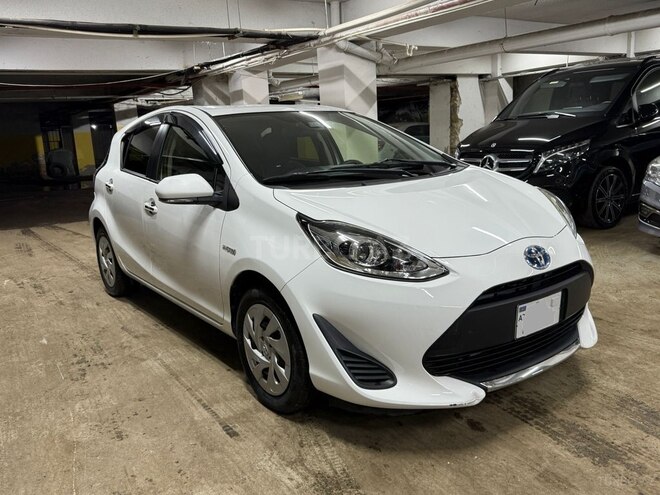 Toyota Aqua 2019, 96,000 km - 1.5 l - Bakı