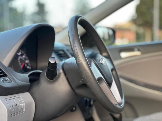 Hyundai Accent 2016, 117,580 km - 1.6 l - Gəncə