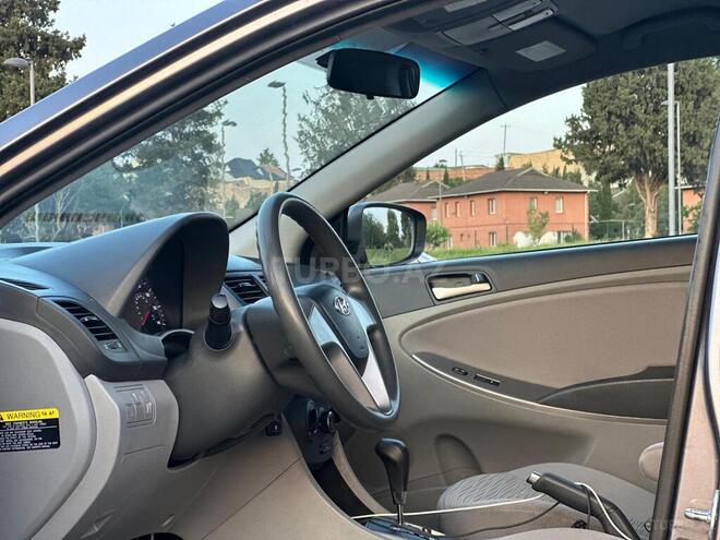 Hyundai Accent 2016, 117,580 km - 1.6 l - Gəncə