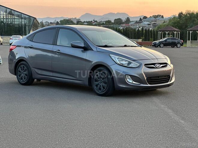 Hyundai Accent 2016, 117,580 km - 1.6 l - Gəncə