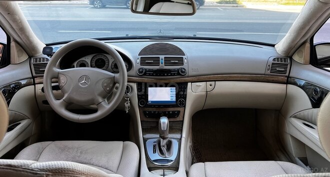 Mercedes E 320 2003, 272,000 km - 3.2 l - Bakı