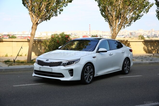 Kia K5-3