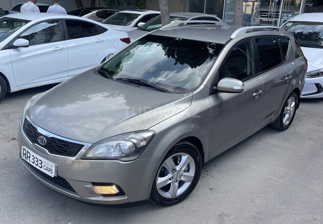 Kia Ceed 2010, 200,246 km - 1.6 л - Sumqayıt