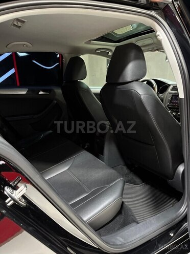 Volkswagen Jetta 2017, 311,422 km - 1.4 л - Sumqayıt