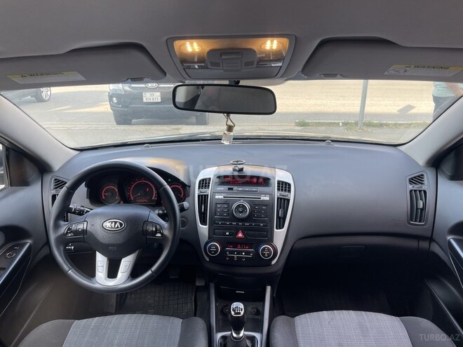 Kia Ceed 2010, 200,246 km - 1.6 л - Sumqayıt
