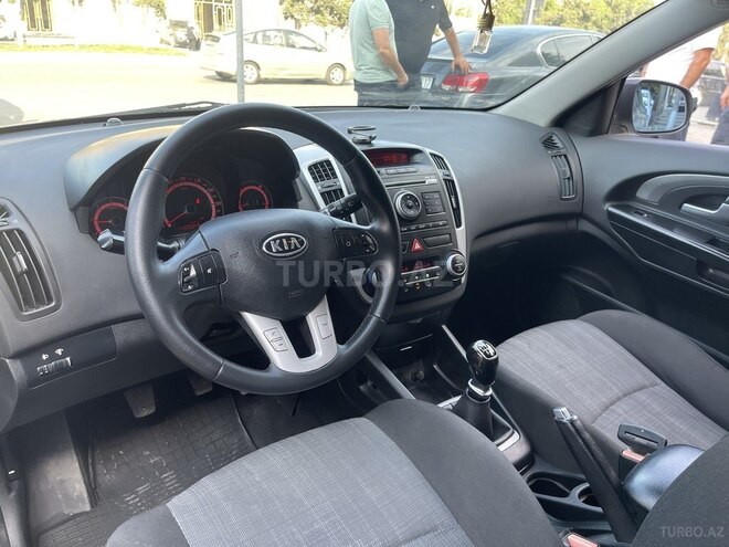 Kia Ceed 2010, 200,246 km - 1.6 л - Sumqayıt