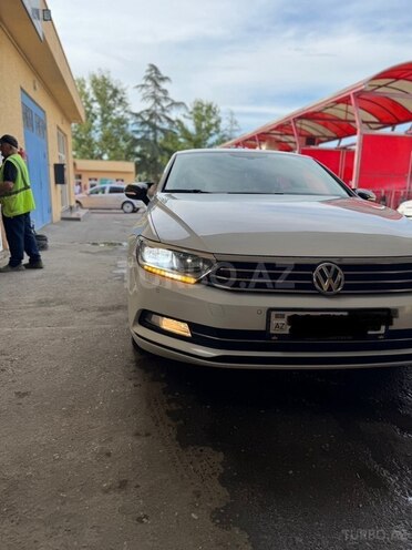 Volkswagen Passat 2016, 160,000 km - 1.4 l - Gəncə