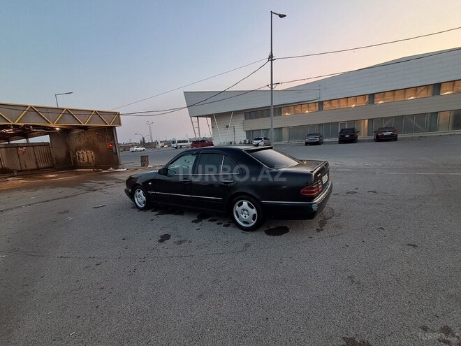Mercedes E 280 1996, 236,805 km - 2.8 l - Bakı