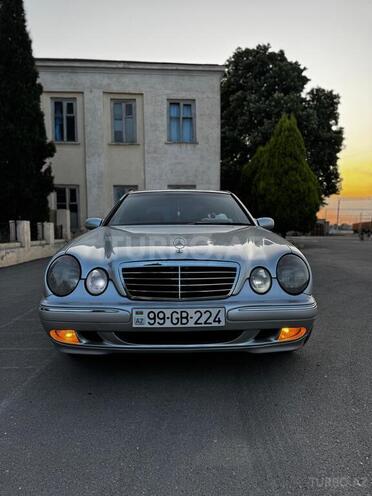 Mercedes E 220 d 2001, 530,180 km - 2.2 л - Gəncə
