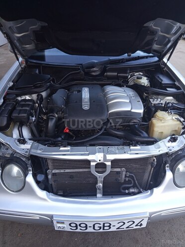 Mercedes E 220 d 2001, 530,180 km - 2.2 л - Gəncə
