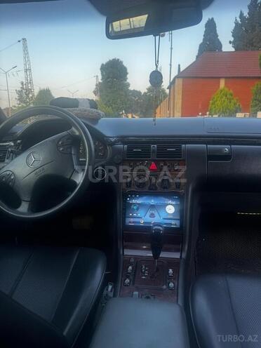 Mercedes E 220 d 2001, 530,180 km - 2.2 л - Gəncə