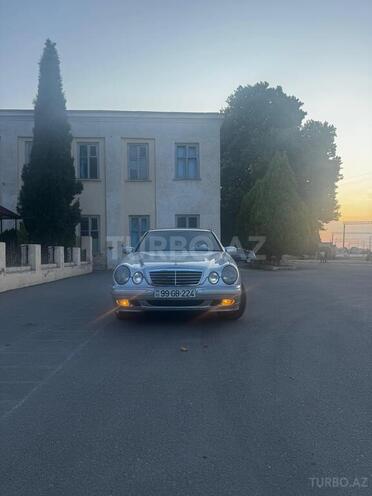 Mercedes E 220 d 2001, 530,180 km - 2.2 л - Gəncə