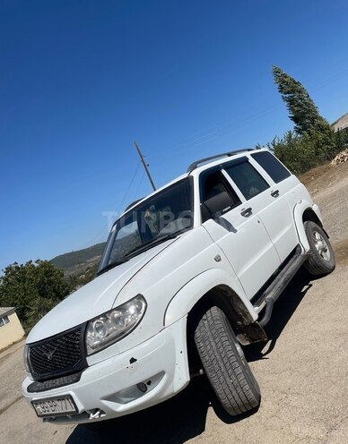 UAZ Patriot-3