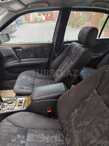 Mercedes E 240 1998, 505,456 km - 2.4 л - Hacıqabul