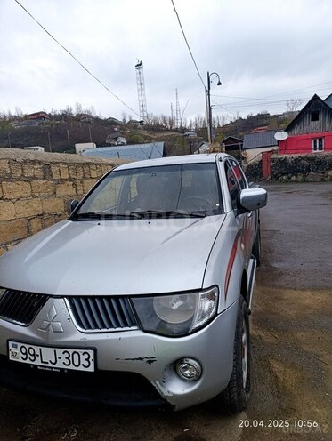 Mitsubishi L200 2008, 400,000 km - 2.5 l - Gədəbəy