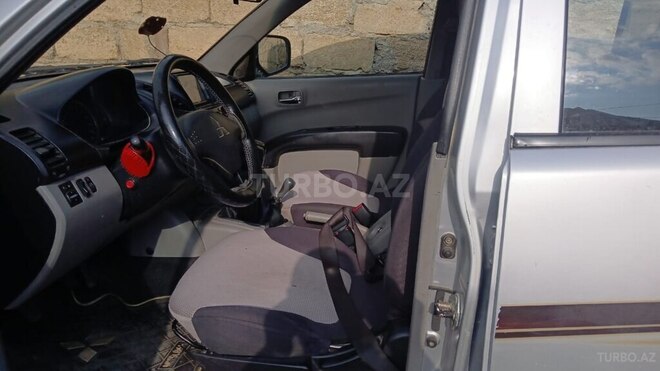 Mitsubishi L200 2008, 400,000 km - 2.5 l - Gədəbəy