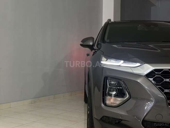 Hyundai Santa Fe-4