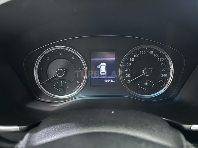 Hyundai Santa Fe-14