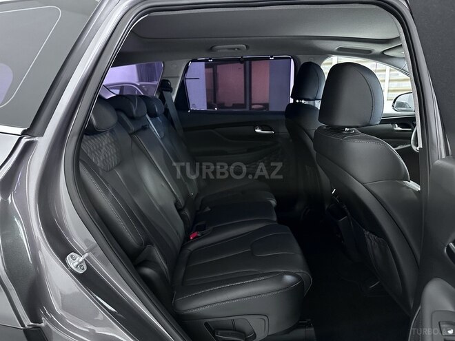 Hyundai Santa Fe-10
