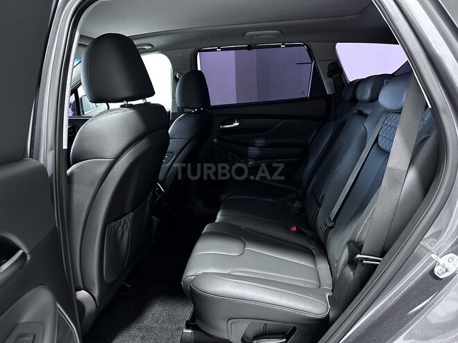 Hyundai Santa Fe-11