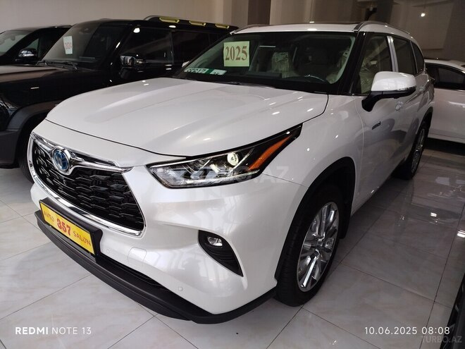 Toyota Highlander-2