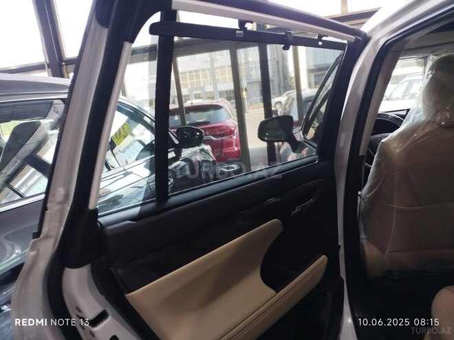 Toyota Highlander-21